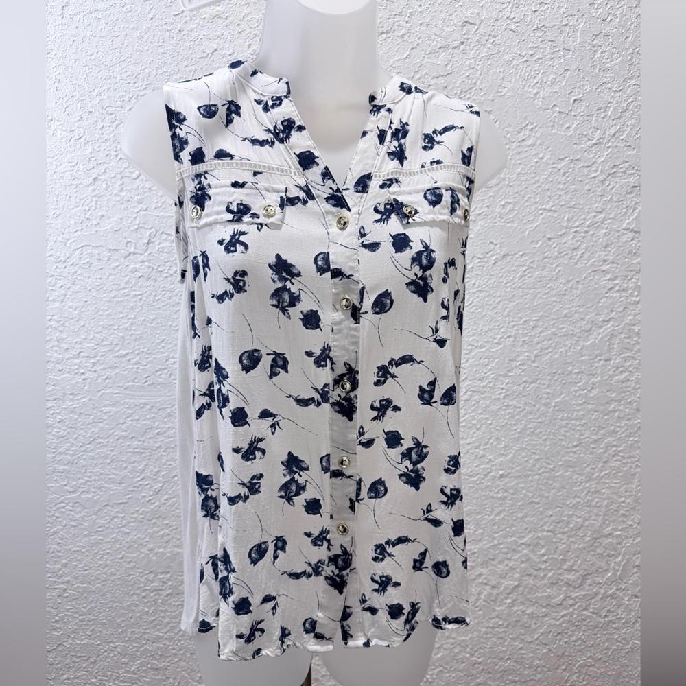 Siren Lily Navy Floral Sleeveless Blouse